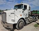 2010 Kenworth T8 Image