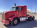 2010 Kenworth T800 Image