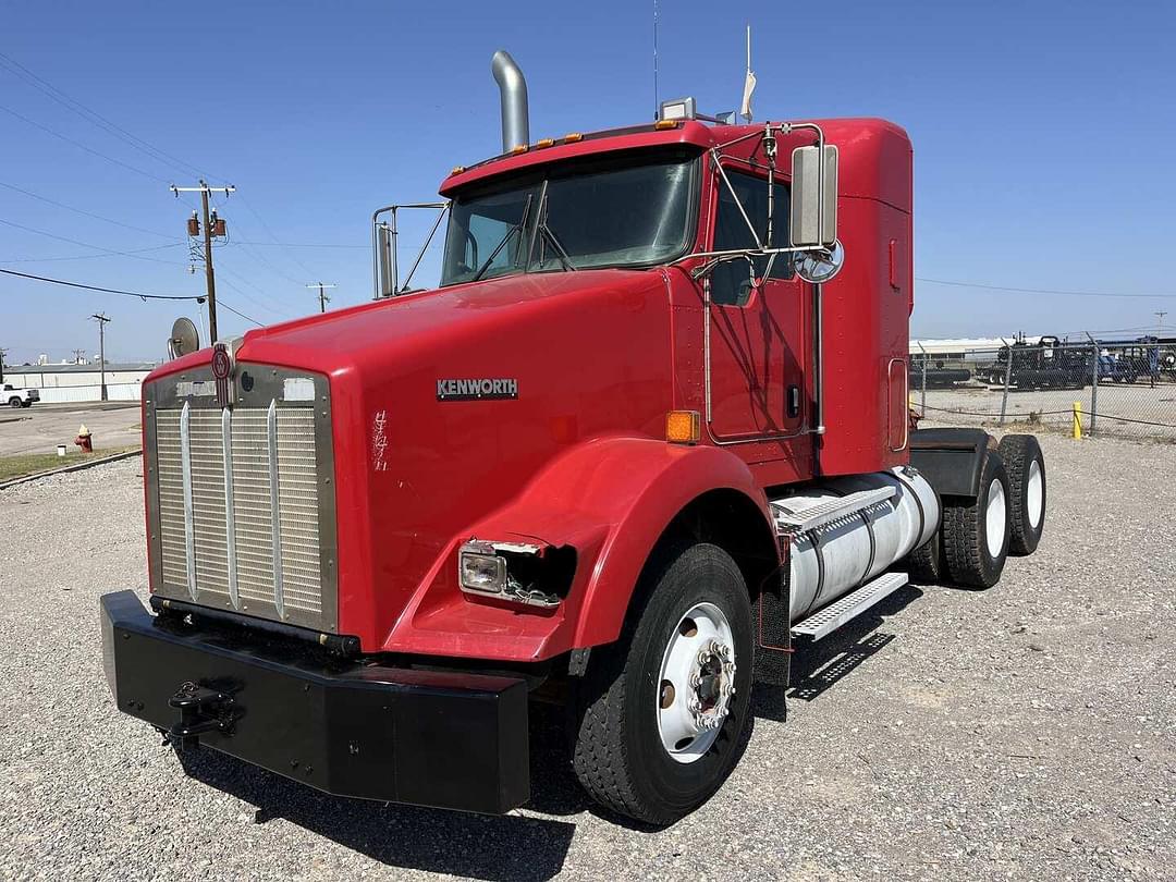 Image of Kenworth T800 Primary image