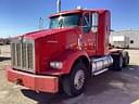 2010 Kenworth T800 Image