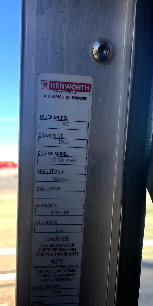 Image of Kenworth T800 equipment image 1