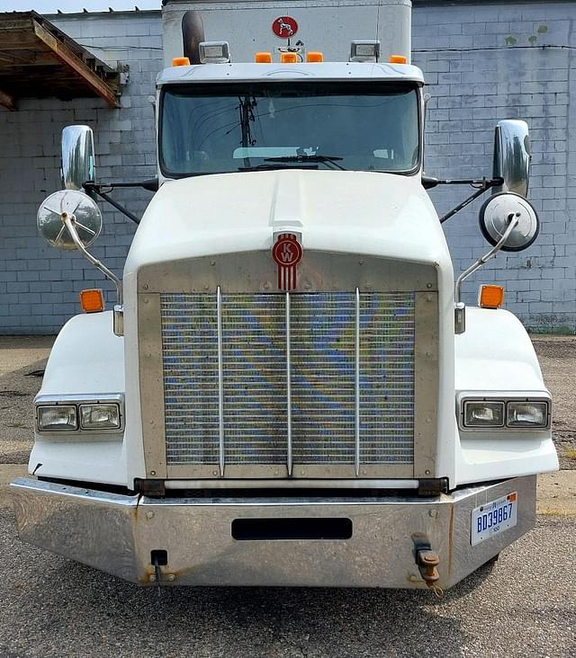 Image of Kenworth T800 equipment image 4