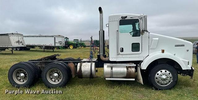 Image of Kenworth T800 equipment image 3
