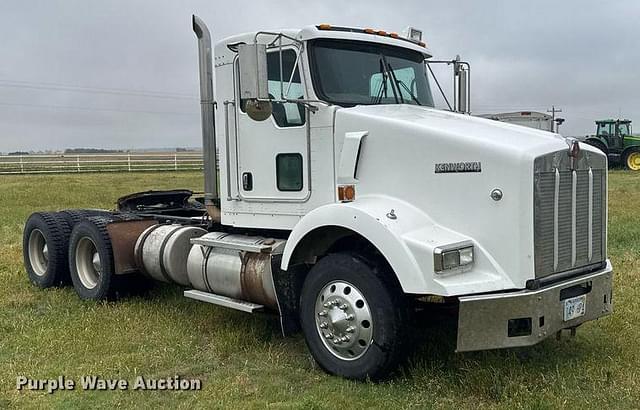 Image of Kenworth T800 equipment image 2