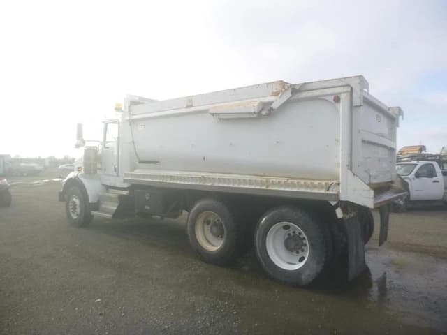 Image of Kenworth T800 equipment image 3