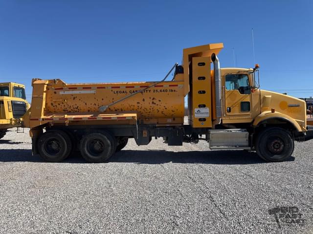 Image of Kenworth T800 equipment image 3