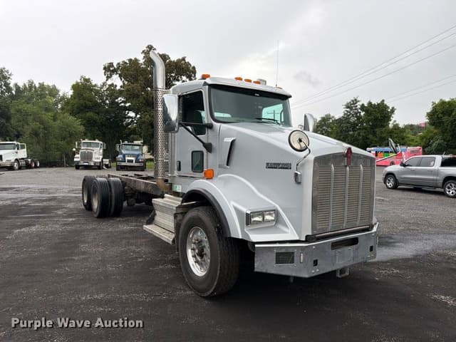 Image of Kenworth T800 equipment image 2