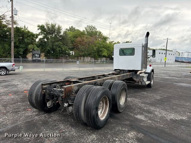 Image of Kenworth T800 equipment image 4