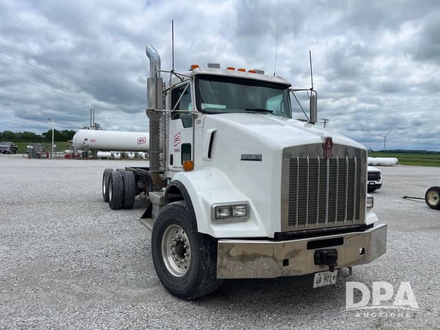 Image of Kenworth T800 equipment image 3