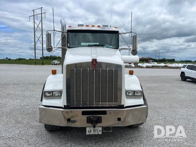 Image of Kenworth T800 equipment image 2
