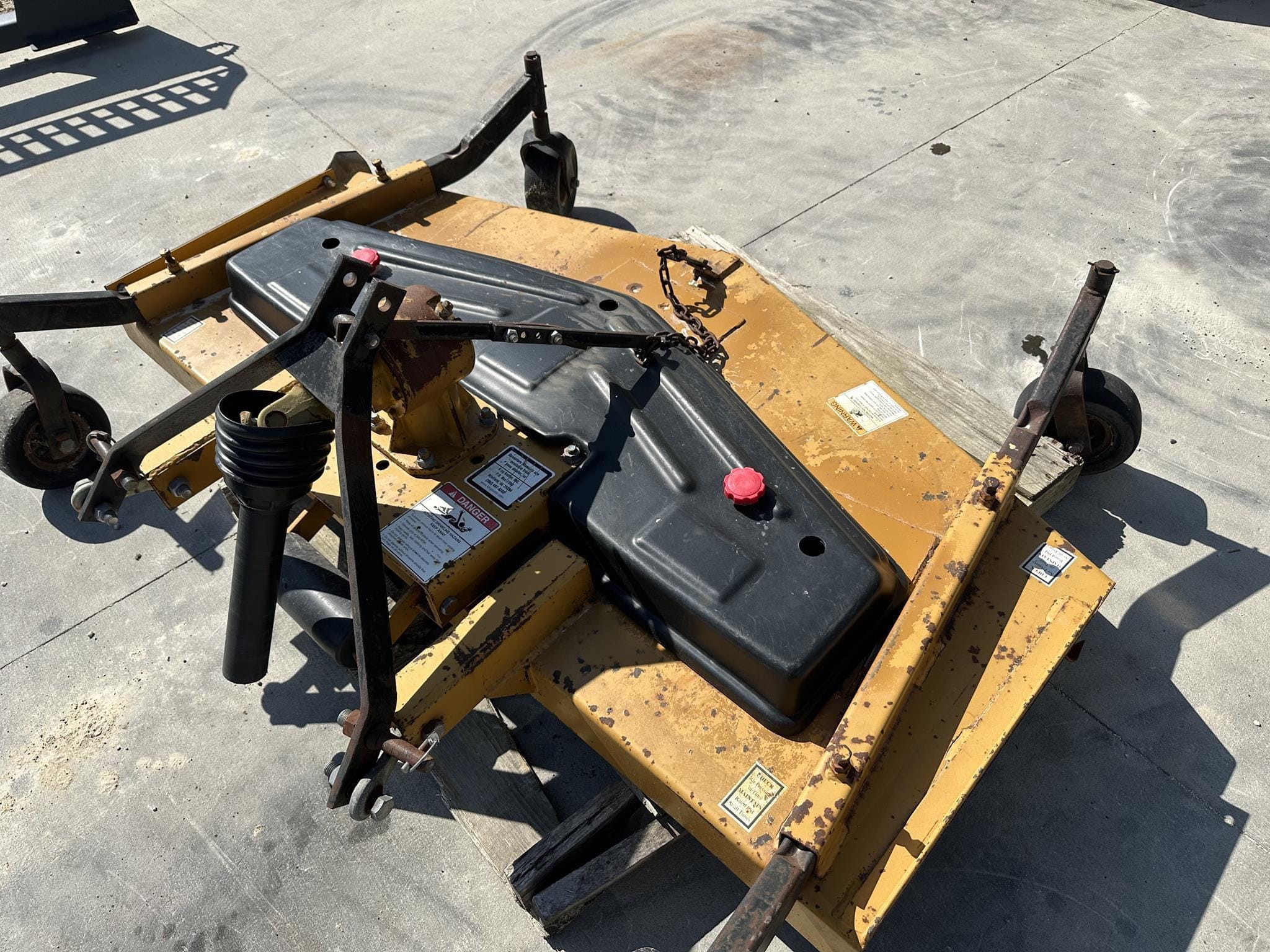 2010 King Kutter FM72 Equipment Image0