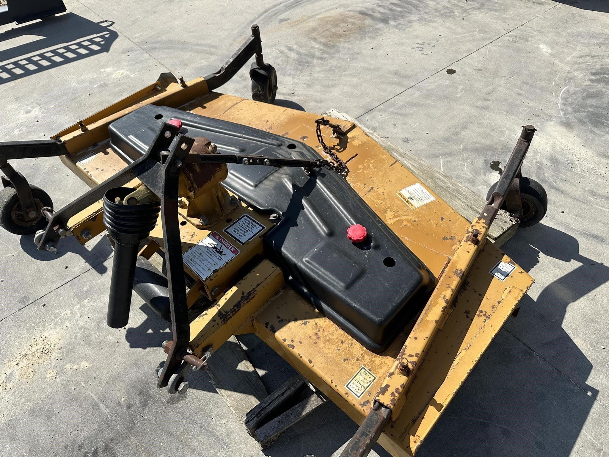 2010 King Kutter FM72 Equipment Image0