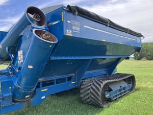 2010 Kinze 1050 Image