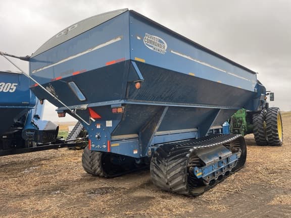 Image of Kinze 1050 equipment image 4