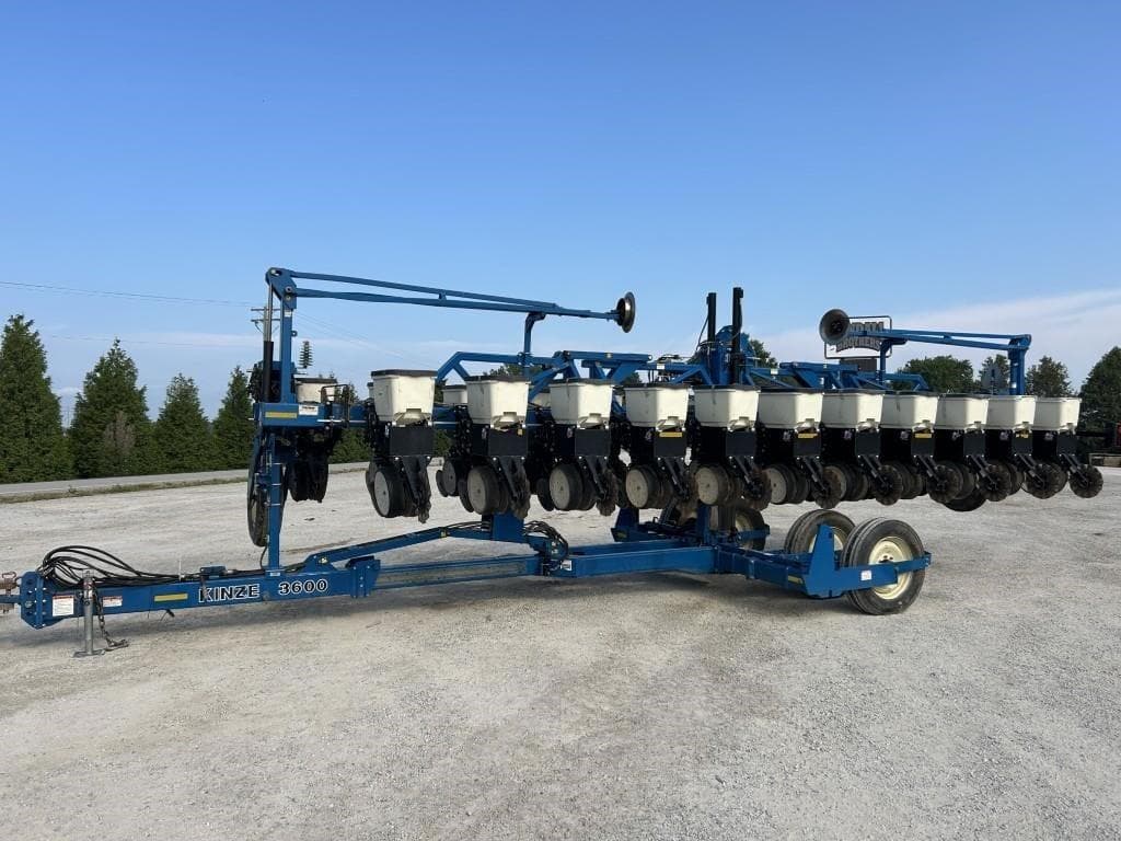 Image of Kinze 3600 Primary image