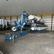 Image of Kinze 3600ASD equipment image 2