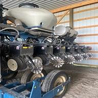 Image of Kinze 3600ASD equipment image 4