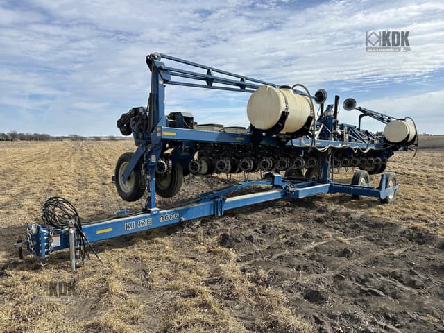 Image of Kinze 3600 equipment image 1