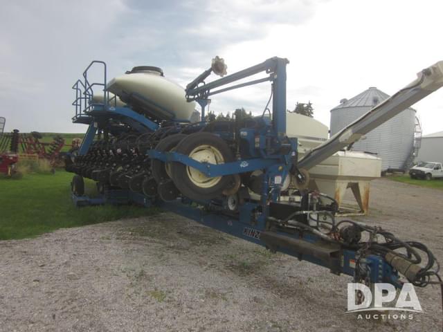 Image of Kinze 3660ASD equipment image 1
