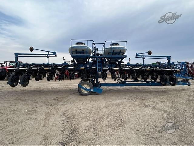 Image of Kinze 3660ASD equipment image 1