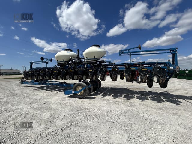 Image of Kinze 3660ASD equipment image 1