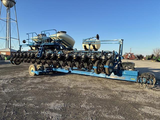 Image of Kinze 3660ASD equipment image 4