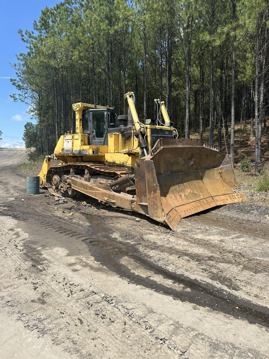 Image of Komatsu D375A Primary image