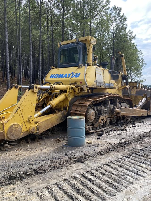 Image of Komatsu D375A equipment image 3