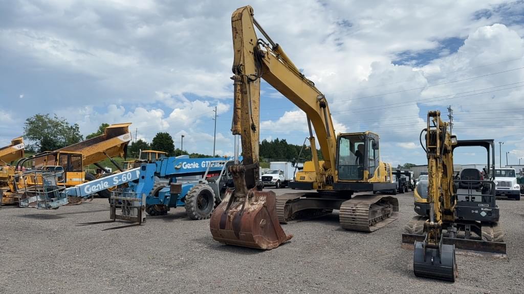 Image of Komatsu PC220LC Primary image