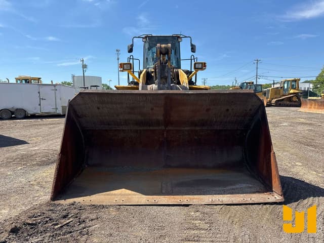 Image of Komatsu WA500-6 equipment image 1