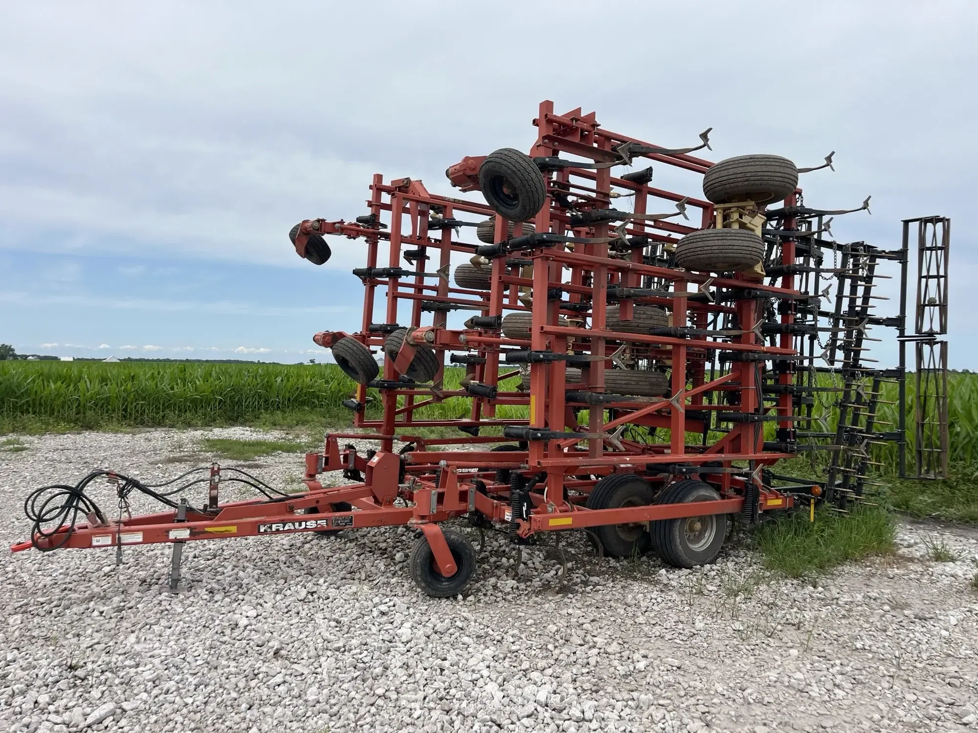 2010 Krause 5635 Equipment Image0