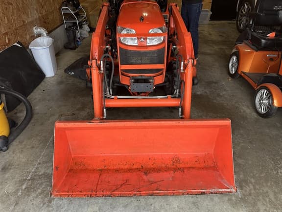 Image of Kubota B2620 equipment image 3