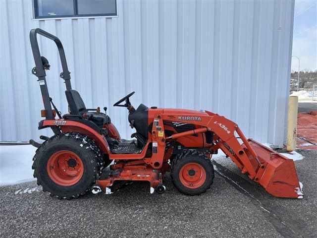 Image of Kubota B2620HSD equipment image 2