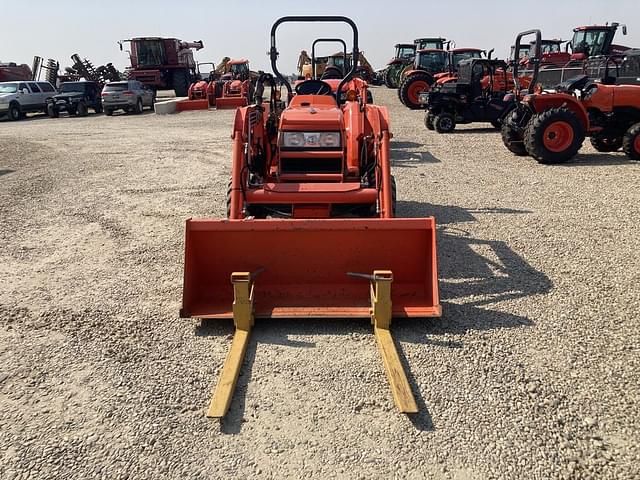 Image of Kubota L3400 equipment image 2