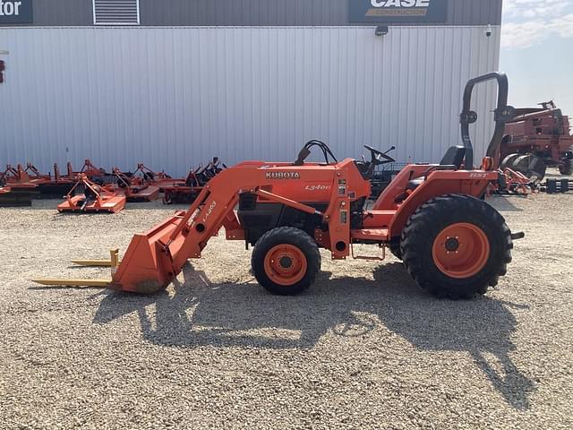 Image of Kubota L3400 equipment image 4