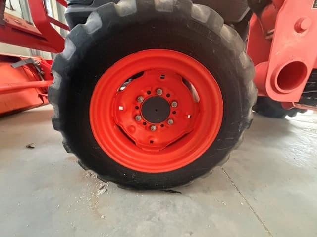 Image of Kubota L3400 equipment image 3