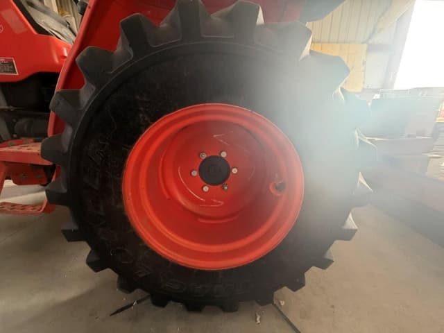 Image of Kubota L3400 equipment image 4