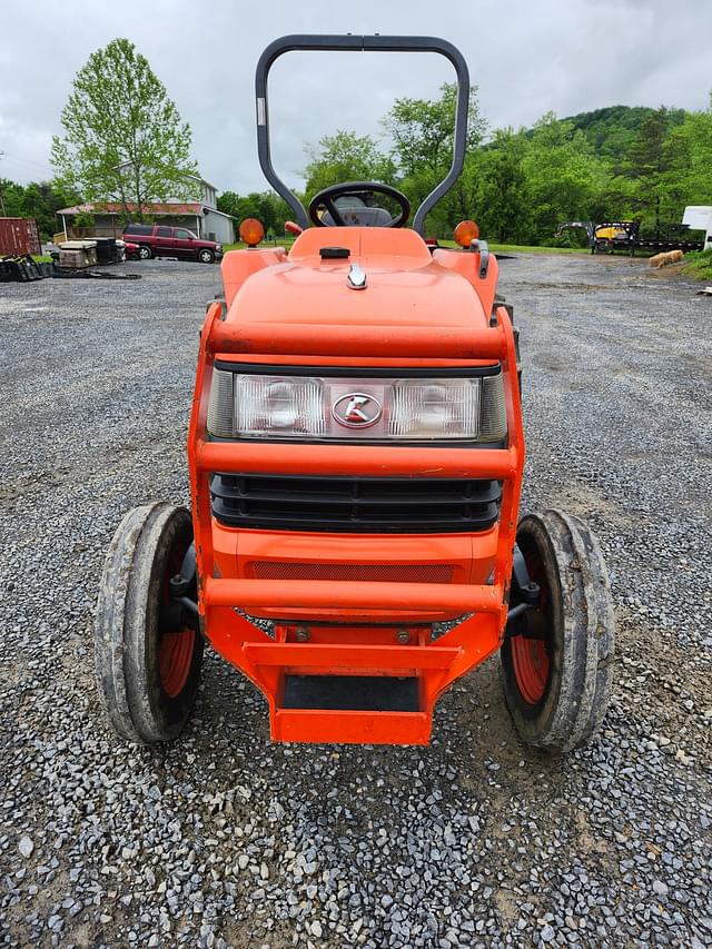 Image of Kubota L3400 equipment image 3