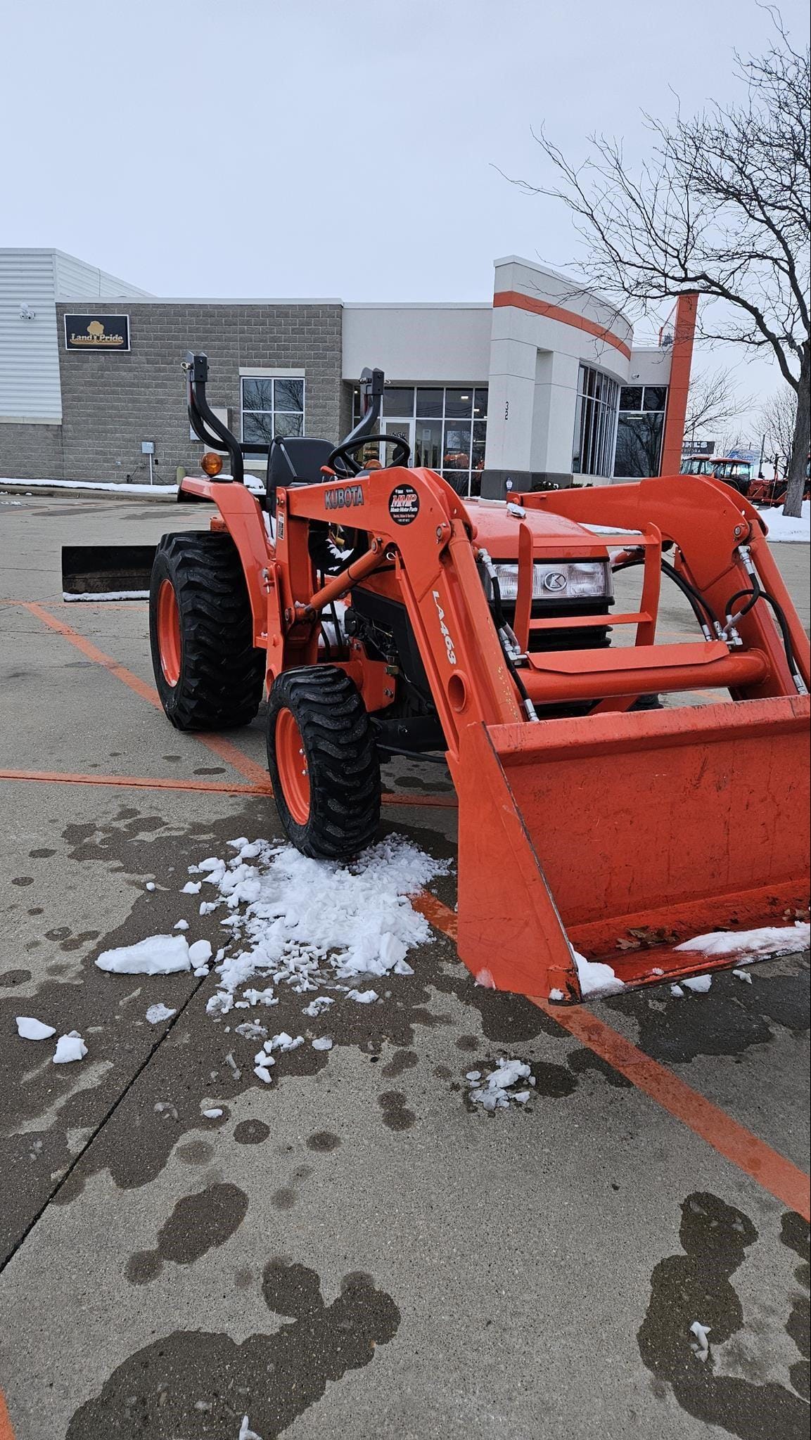 2010 Kubota L3700SU Equipment Image0