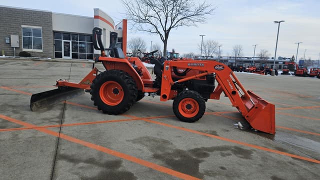 Image of Kubota L3700SU equipment image 1