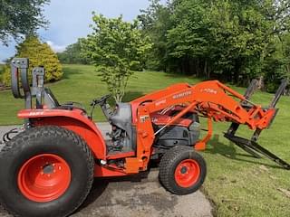 Image of Kubota L3940 Image 0