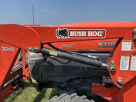 Image of Kubota L4740 equipment image 1