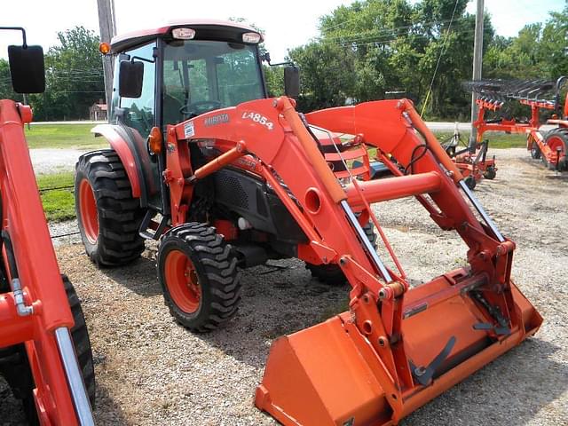 Image of Kubota L5740 equipment image 2