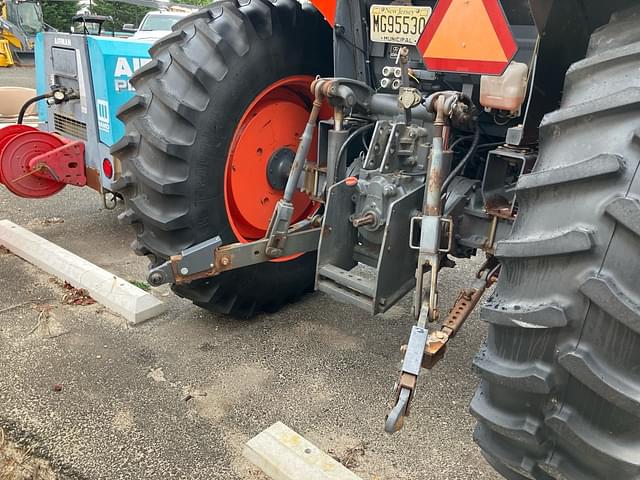 Image of Kubota M126GX equipment image 3