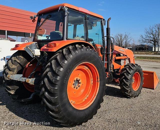 Image of Kubota M135X equipment image 4