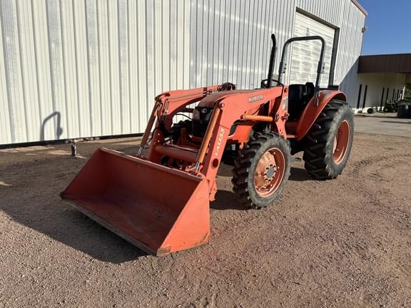 Image of Kubota M6040 equipment image 3