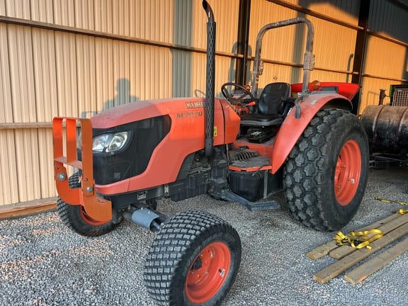 2010 Kubota M7040 Equipment Image0