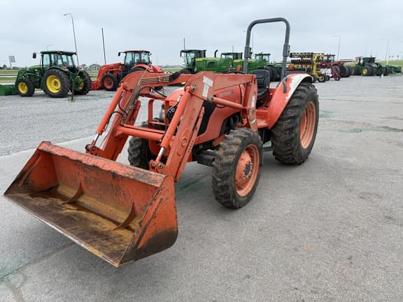 Image of Kubota M7040DT Primary image