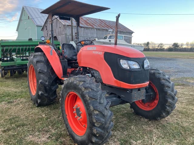 Image of Kubota M9540 equipment image 2