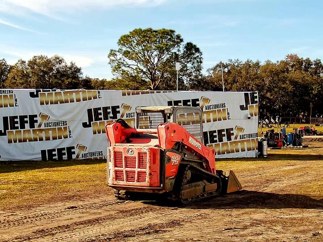 Image of Kubota SVL75 equipment image 4